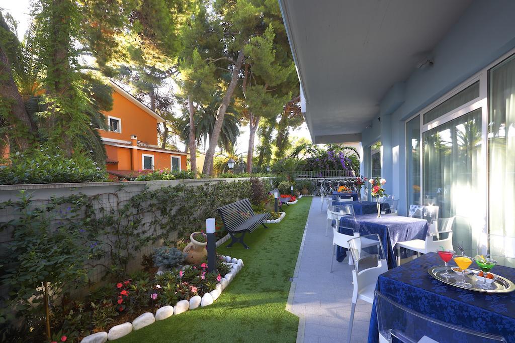 Aurea Hotel Tortoreto Exteriér fotografie